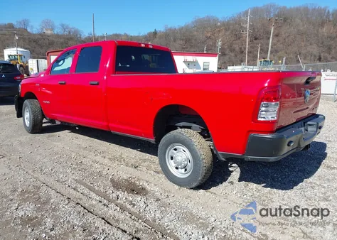 2022 Ram 2500 Tradesman 4X4 8' Box z USA, uszkodzony, nr VIN 3C6UR5HJ1NG365279